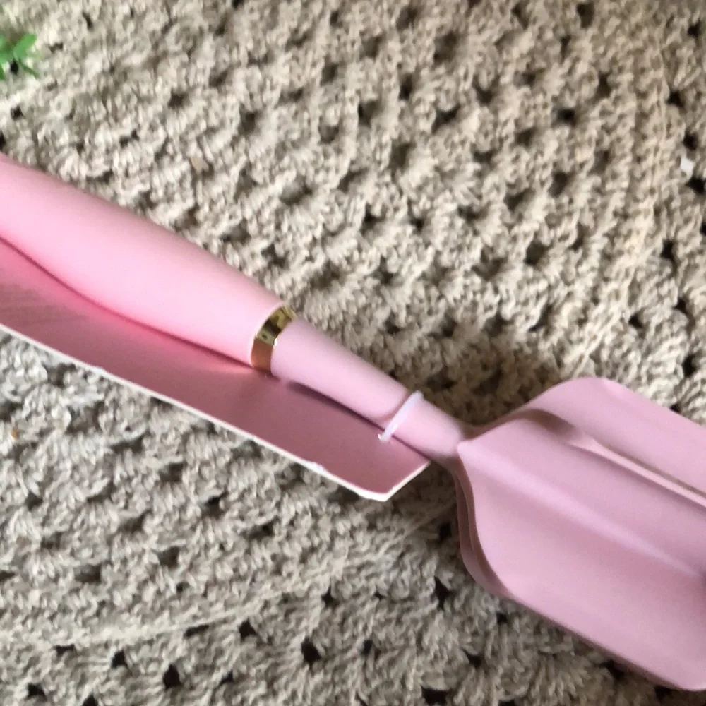 Paris Hilton Pink Kitchen Meal Chopper - Soft Pink Finish